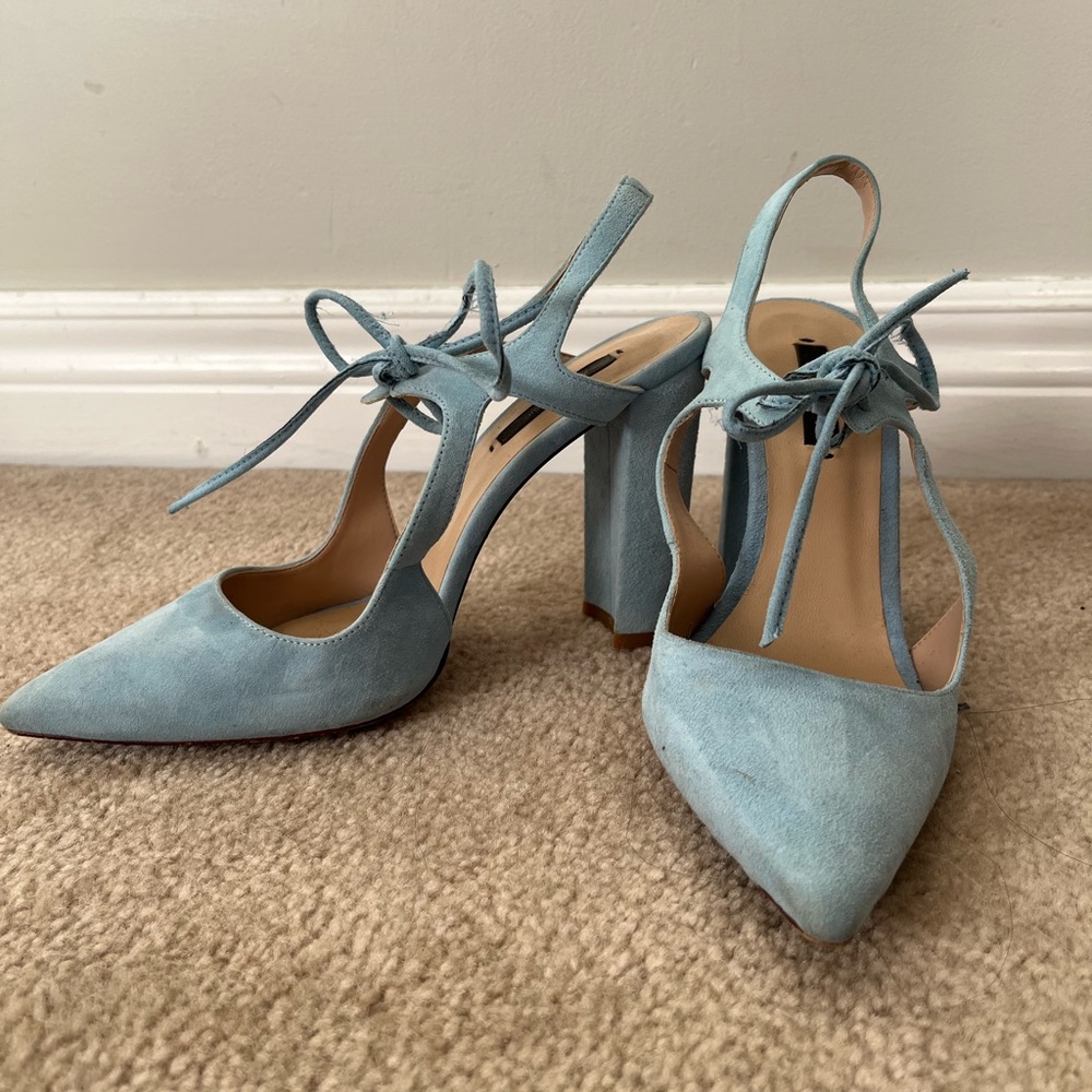 Zara Basic blue heels 37